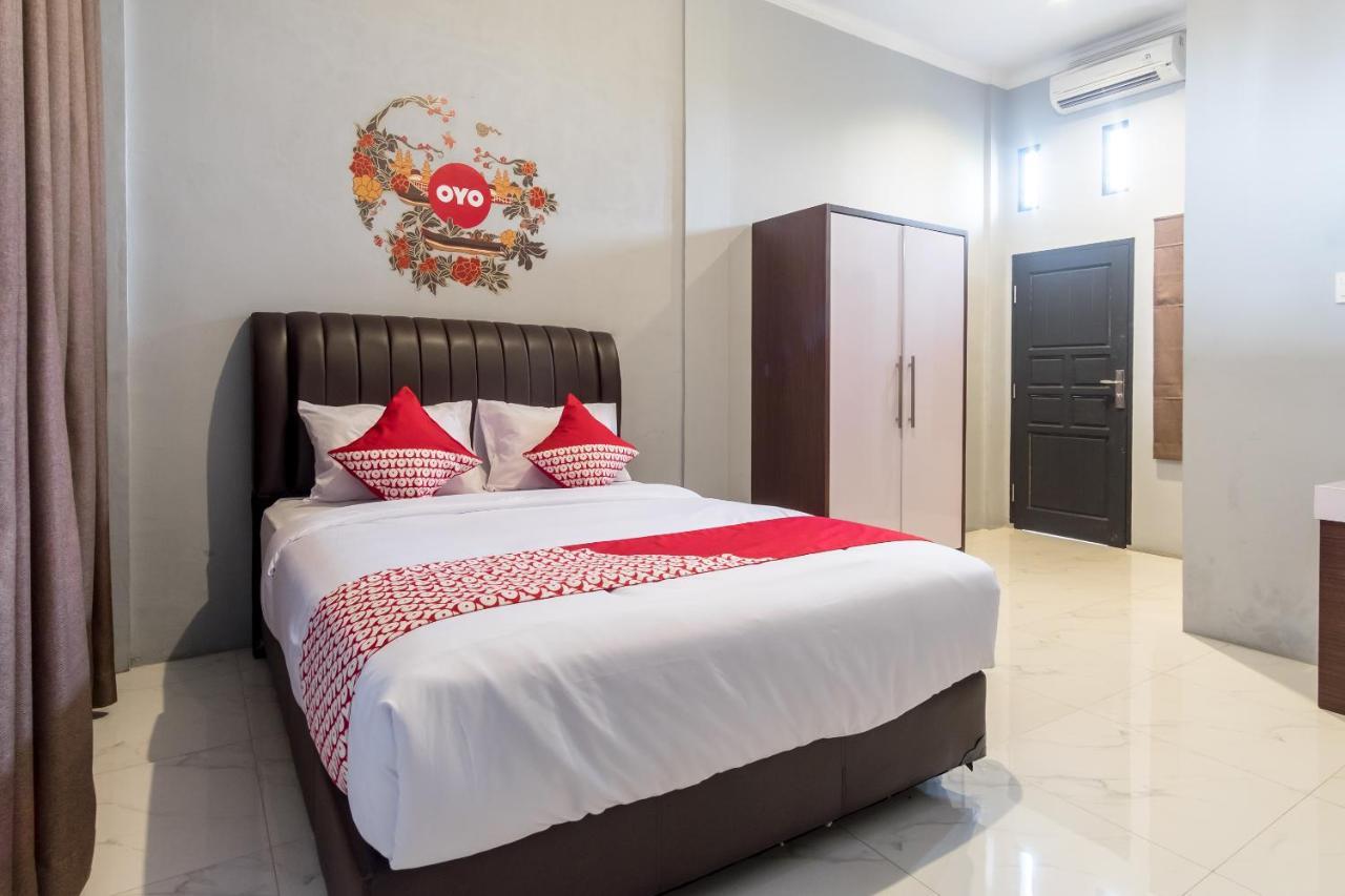 OYO 470 Green Kno Medan Buitenkant foto