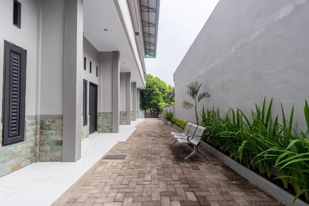 OYO 470 Green Kno Medan Buitenkant foto